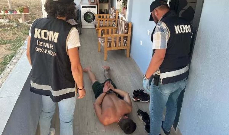 İzmir merkezli 3 ilde ’Kelebek’ operasyonunda 17 gözaltı