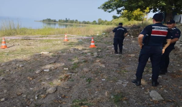 İznik Gölü’nde patlamamış el bombası bulundu