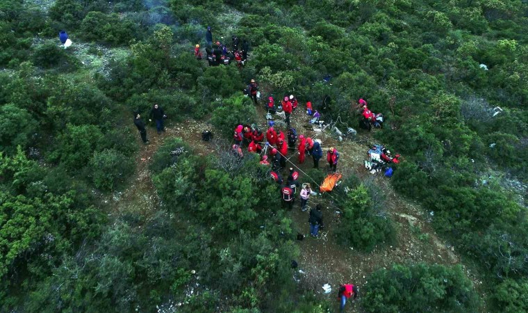 İznikde mağarada hazine arayan ve mahsur kaldığı öne sürülenler için seferberlik