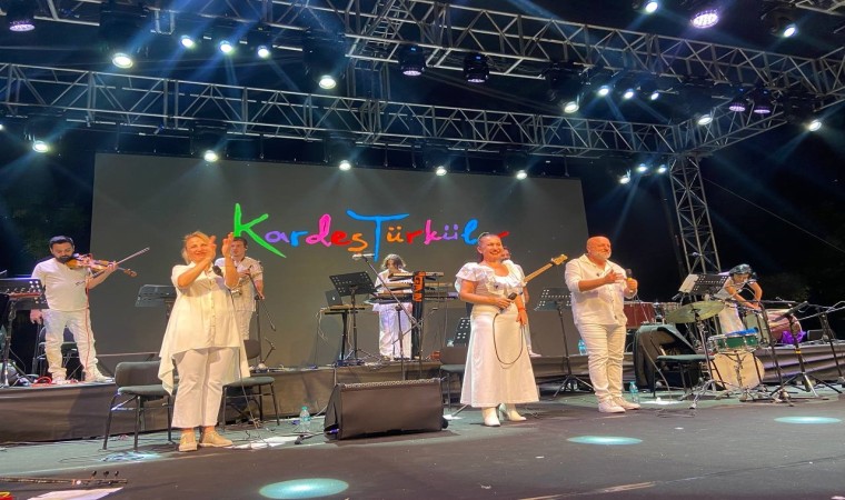 Kalamış Yaz Festivalinde konser coşkusu