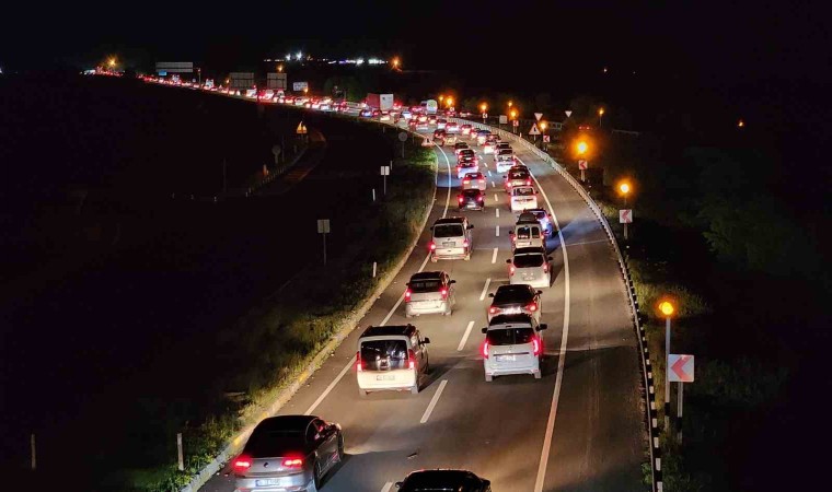 Karabükte bayram dönüşü yoğunluğu devam ediyor