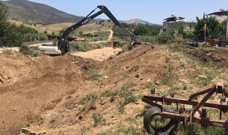 Kemerdamları Mahallesinde taşkınlara karşı önlem