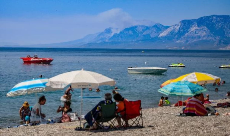 Kemer’deki orman yangını 3’üncü gününde (2)