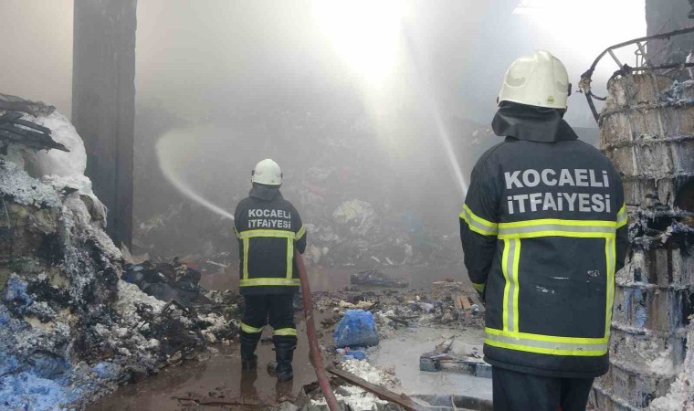 Kimyasal atık malzemelerini soğutma çalışmaları devam ediyor