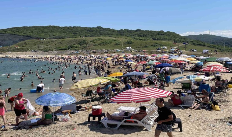 Kırklareli plajlarında bayram tatili yoğunluğu