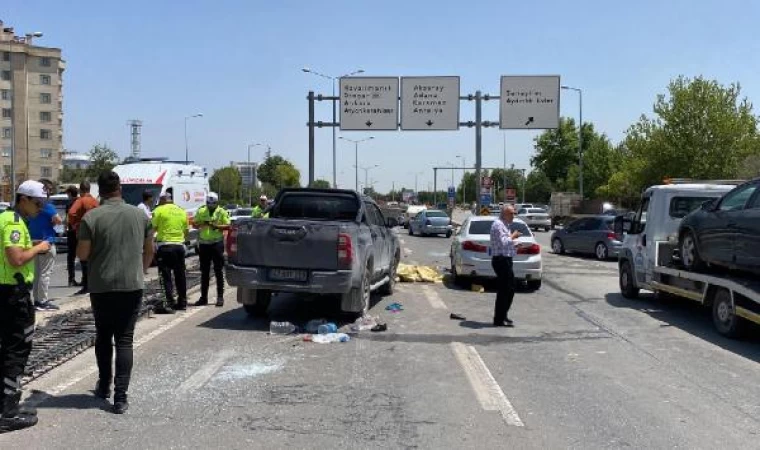 Konya’da karşı şeride geçen minibüs, 2 araca çarptı: 1 ölü, 4 yaralı