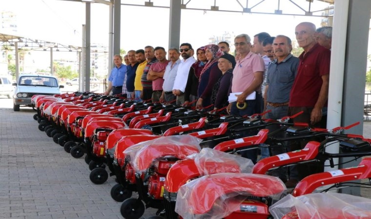 Kozanda yüksek rakımlı bölgedeki üreticilere çapa motoru dağıtıldı