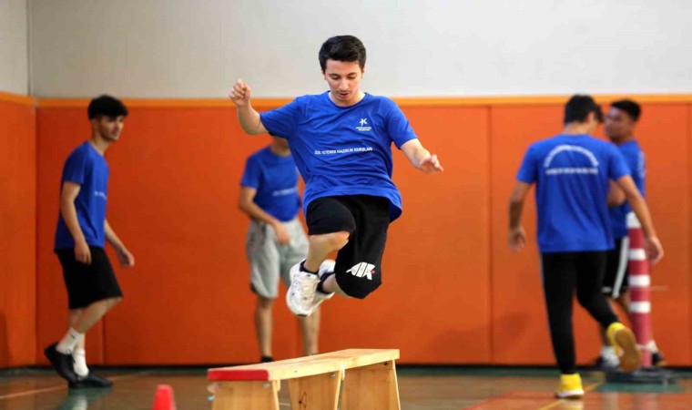 Küçükçekmecede ücretsiz POMEM, BESYO ve spor liseleri hazırlık kursları başladı