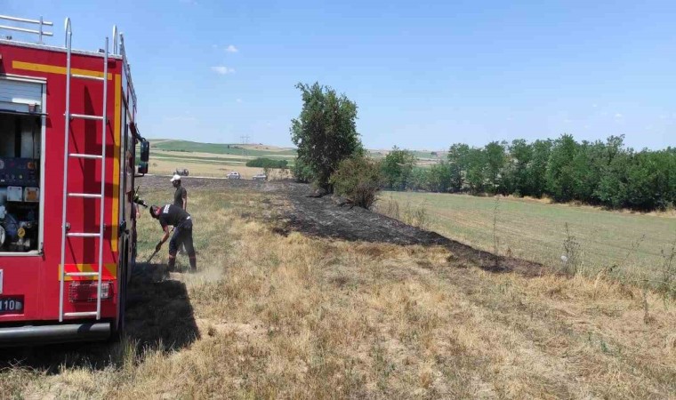 Lüleburgazda çıkan anız yangını söndürüldü