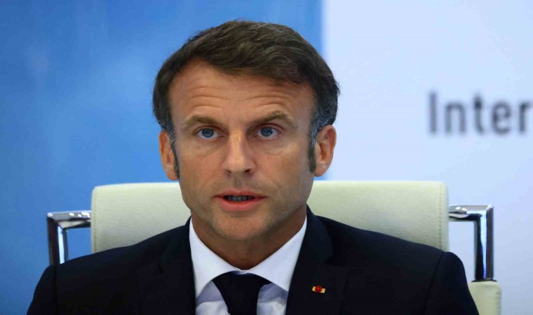 Macron Almanya ziyaretini erteledi