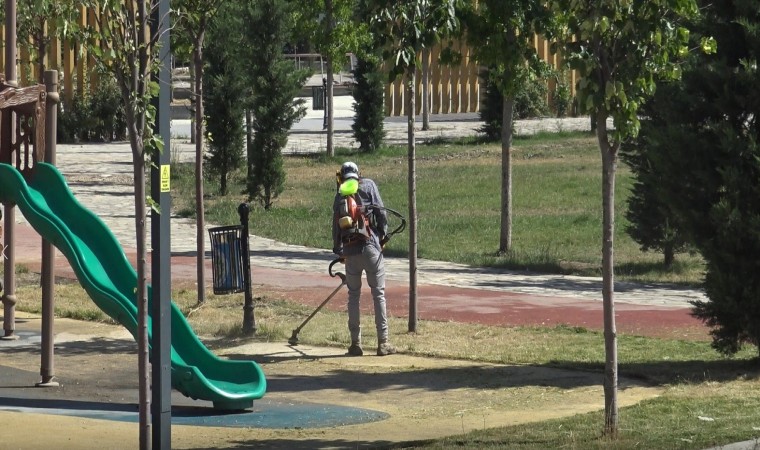 Malatyada parkların bakım ve onarımları sürüyor