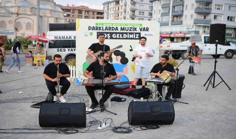 Mamakta parklardan müzik sesi yükseliyor