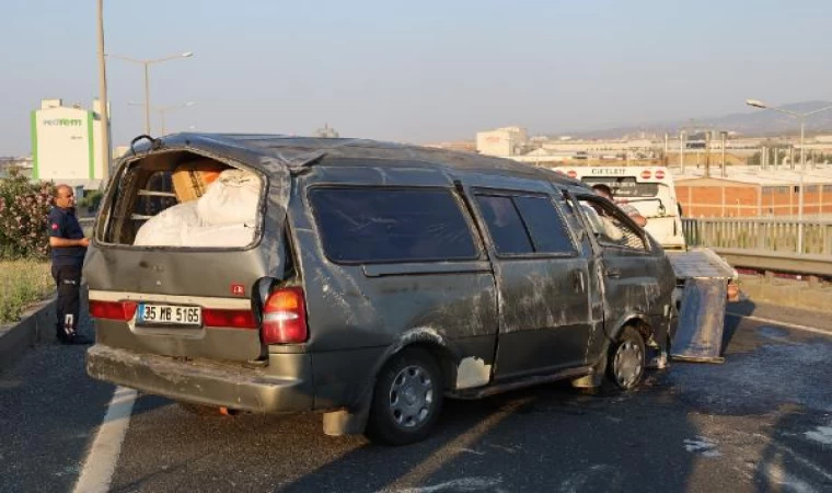 Manisa’da bankete çarpan minibüs devrildi: 7 yaralı