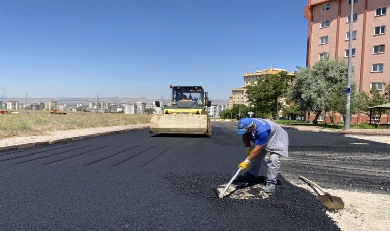 Melikgazi, TOKİde Yol Yenileme Çalışması Yapıyor