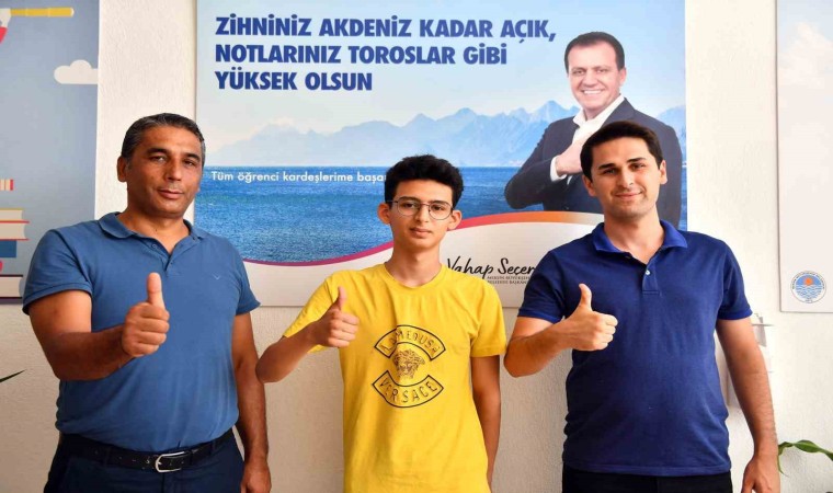 Mersin Büyükşehir Belediyesinin LGS kurs merkezi öğrencilerinden önemli başarı