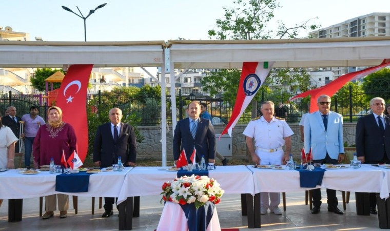 Mersinde polislere yeni rütbeleri takıldı