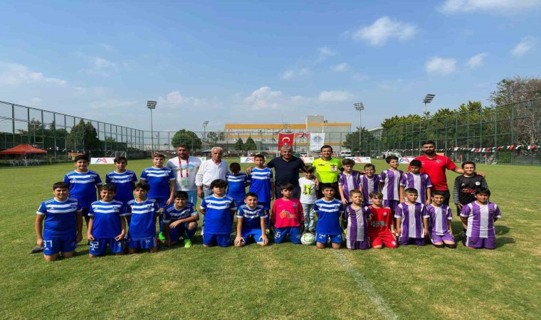 Mersinde U-11/U-12 Minikler Şenlik Ligi başladı