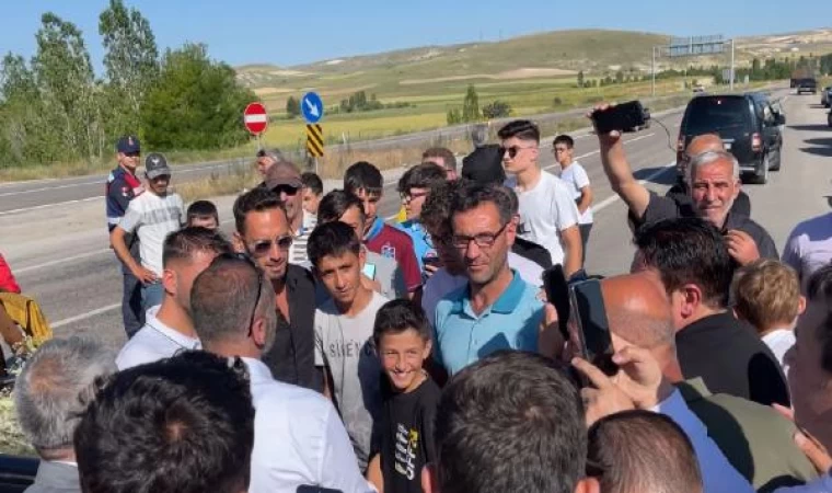 Milli futbolcu Hakan Çalhanoğlu’na Bayburt’ta coşkulu karşılama