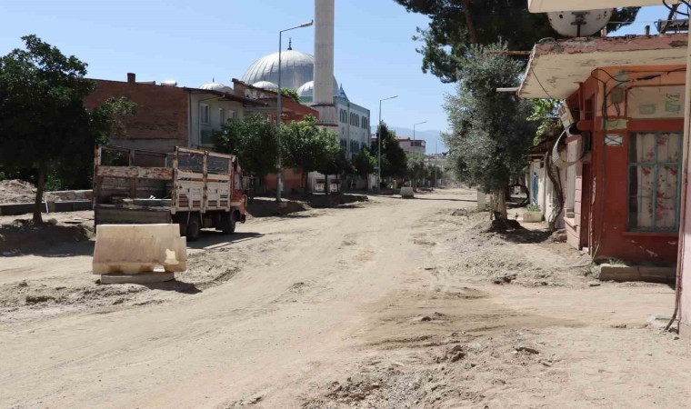 Nazilli Belediyesi Yeşil Mahallede çalışmalarını sürdürüyor