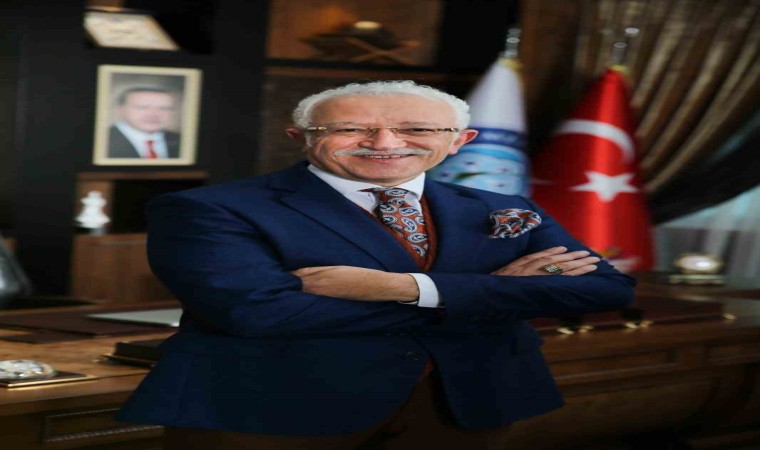 Necmettin Erbakan Üniversitesini tercih eden öğrencilere 5 bin TLden 20 bin TLye kadar burs