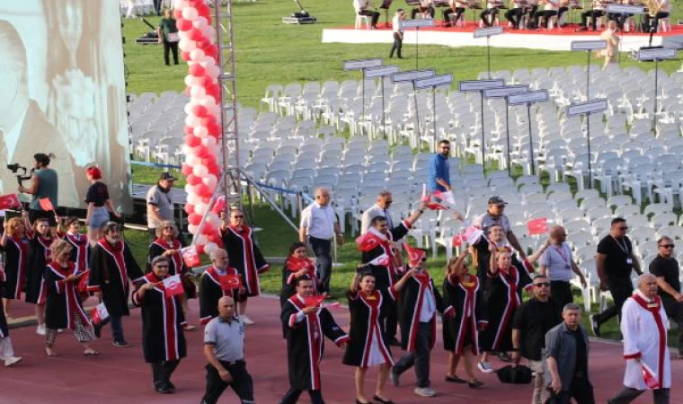 ODTÜ, 2022-2023 eğitim öğretim yılı mezunlarını verdi