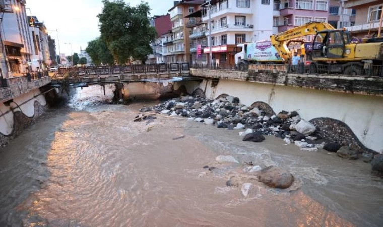 Ordu’da selden zarar gören esnaf ve vatandaşlara 11,5 milyon TL ödendi