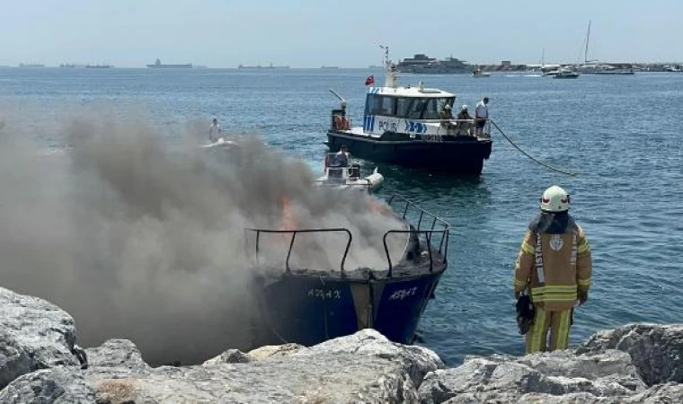 Pendik’te tekne yangını-1