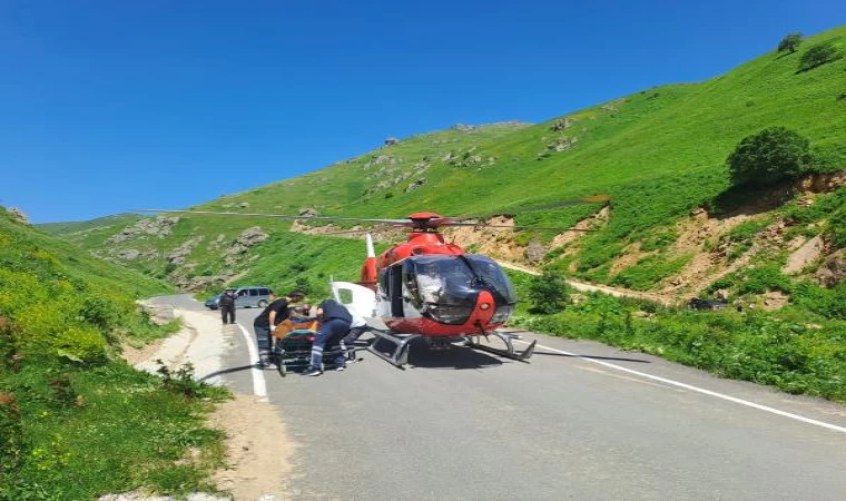 Protezi çıkan hasta, ambulans helikopterle 20 dakikada hastaneye ulaştırıldı