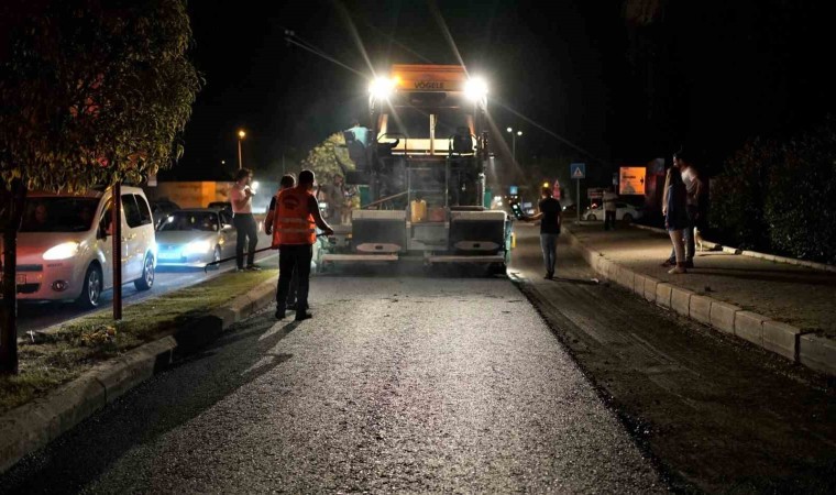 Samsun Büyükşehir Belediyesinden gece-gündüz asfalt mesaisi