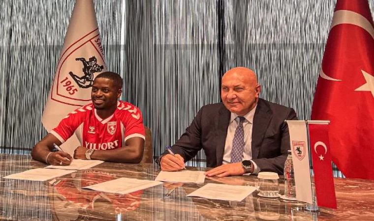 Samsunspor Nanu’yu renklerine bağladı