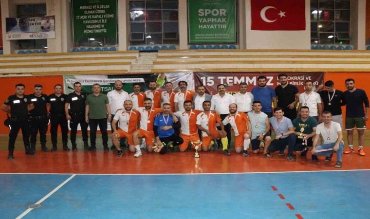 Şanlıurfada futsal turnuvası sona erdi