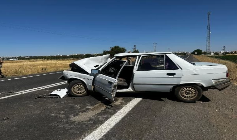 Şanlıurfa’da otomobiller kafa kafaya çarpıştı: 1 ölü, 4 yaralı