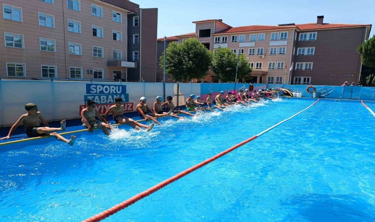 Sarıgölde yüzme kursuna büyük ilgi