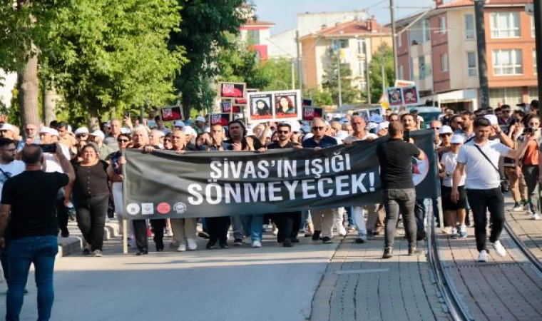 Sivas Madımak Otelinde katledilen 35 kişi, Eskişehir’de anıldı