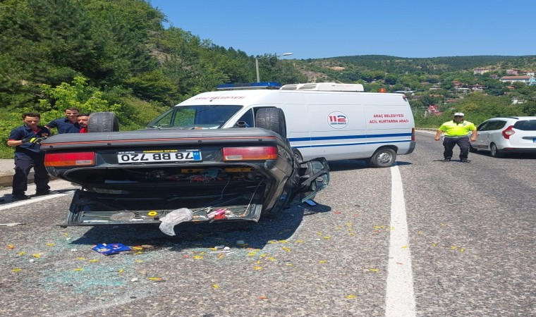 Takla atan otomobilin sürücüsü yaralandı