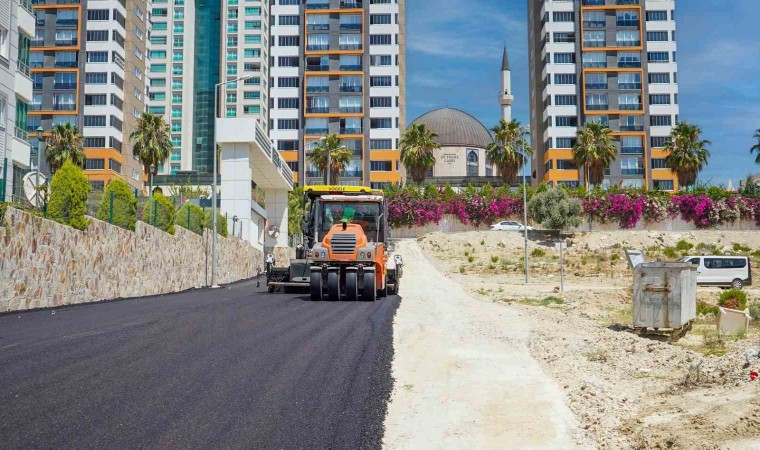 Tarsusta yollar yenileniyor