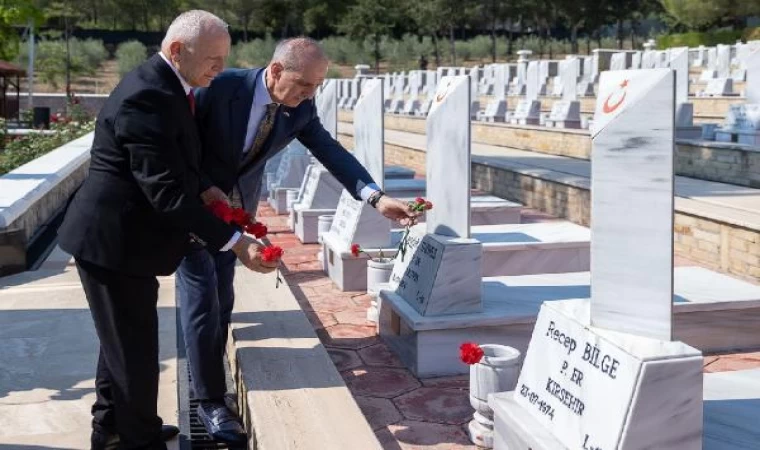 TBMM Başkanı Kurtulmuş, Girne’de bulunan Boğaz Şehitliğini ziyaret etti