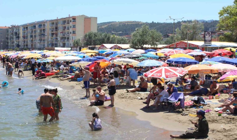 Tekirdağa tatilci akını: Bir mahallenin nüfusu ilçe nüfusunu geçti