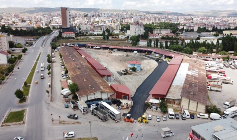 Toptancılar Sebze Halinin asfaltı yenilendi