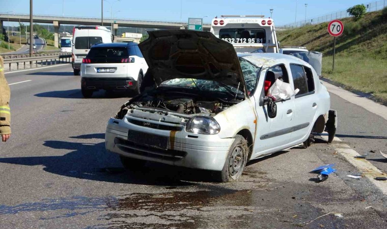 Tuzlada bayram tatili dönüşü kaza: 3 yaralı