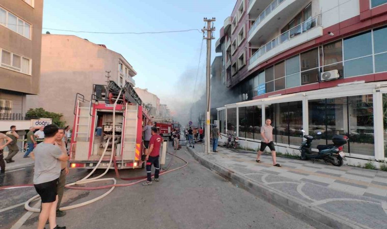 Yatağanda korkutan yangın: 2 kişi hastaneye kaldırıldı