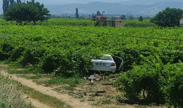 Yolun karşısına geçmek isterken araba çarptı: 1 ölü