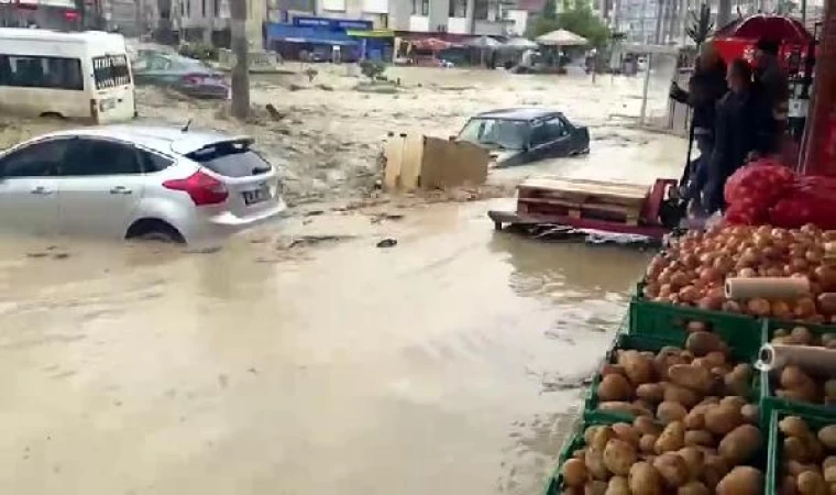 Zonguldak’ta sağanak; dereler taştı, heyelan oldu (2)