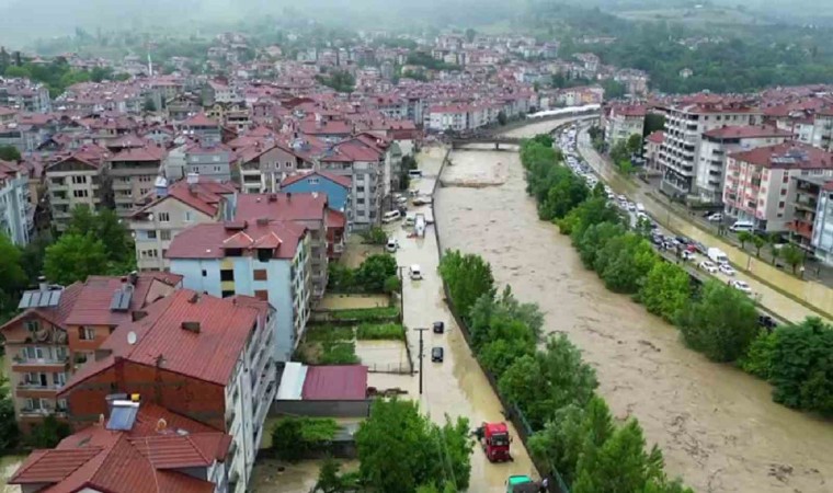 Zonguldaktaki sel havadan görüntülendi