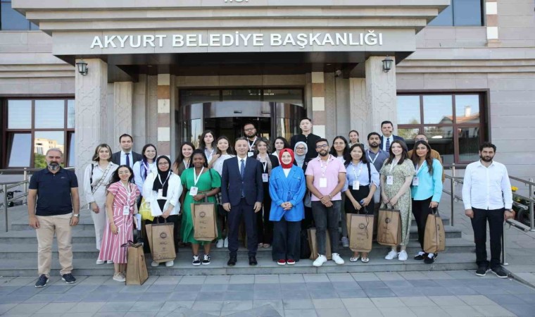 18 ülkeden 21 öğrenci Akyurtu ziyaret etti