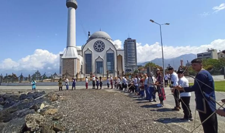 30 Ağustos Zafer Bayramı Turnuvası’nda denize ok attılar