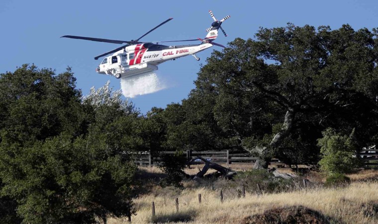 ABDde yangın söndürme helikopterleri çarpıştı: 3 ölü