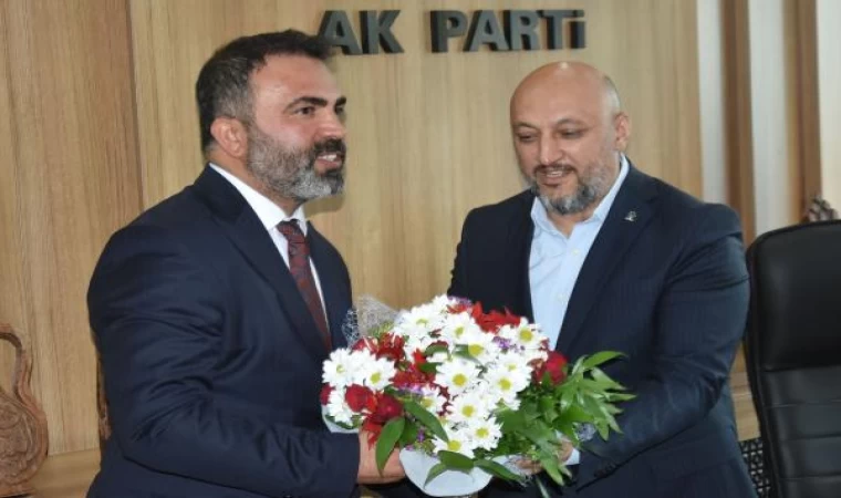 AK Parti Bitlis İl Başkanlığında devir teslim töreni yapıldı