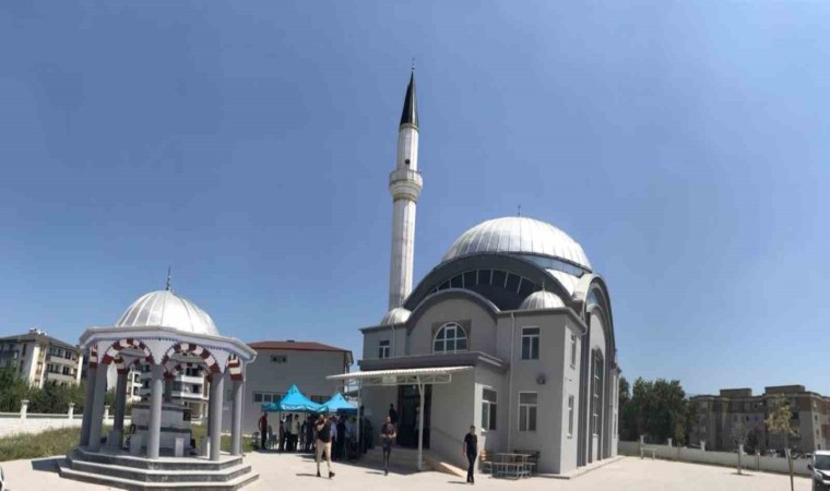 Alikahya İmam-ı Rabbani Cami yeni görünümüne kavuştu