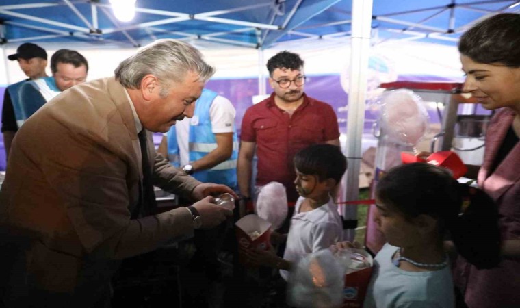 Altınoluk Mahallesi Açık Hava Sineması Büyük İlgi Gördü